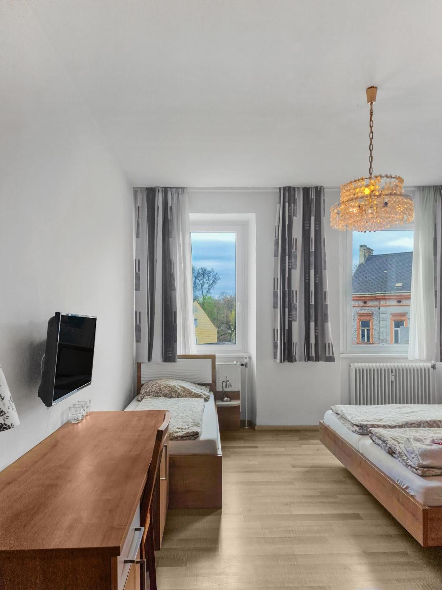 Josef Wolfik Strasse 10 Apartment Stockerau Pokój zdjęcie