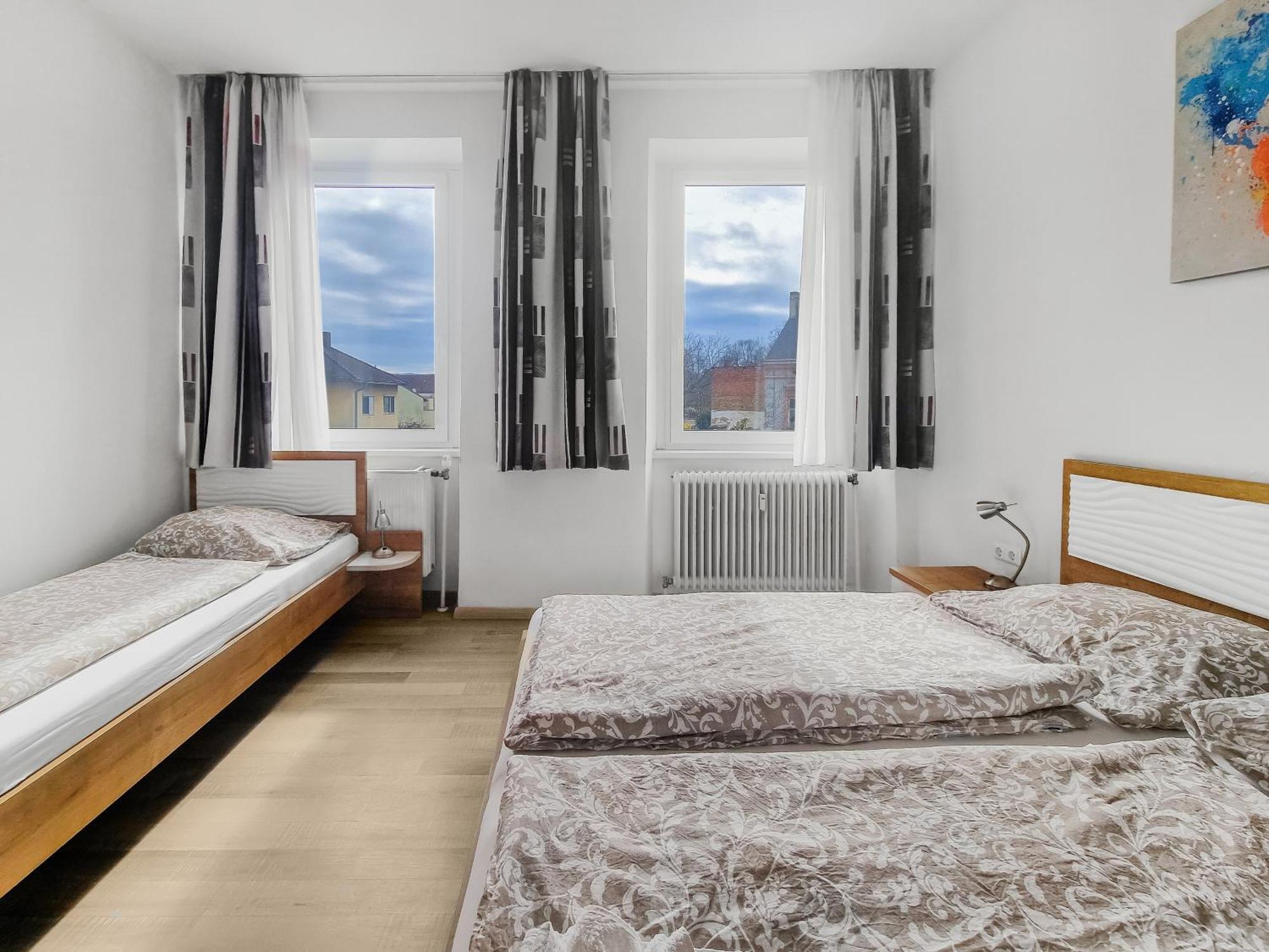 Josef Wolfik Strasse 10 Apartment Stockerau Pokój zdjęcie